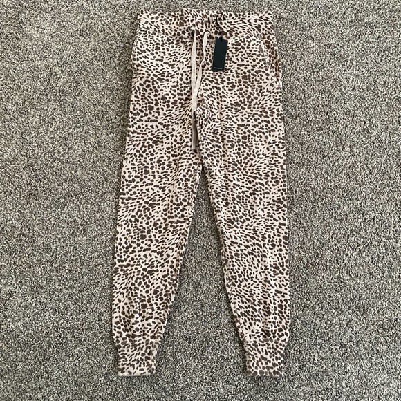 Monrow Supersoft Animal Print Cuffed Pants - XS